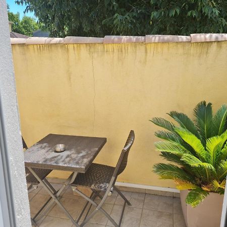 Chambre Cosy Avec Terrasse Daire Arles Dış mekan fotoğraf